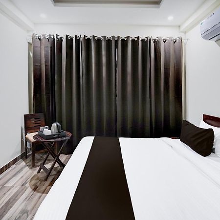 Townhouse Delight Inn Gurgaon Exterior photo