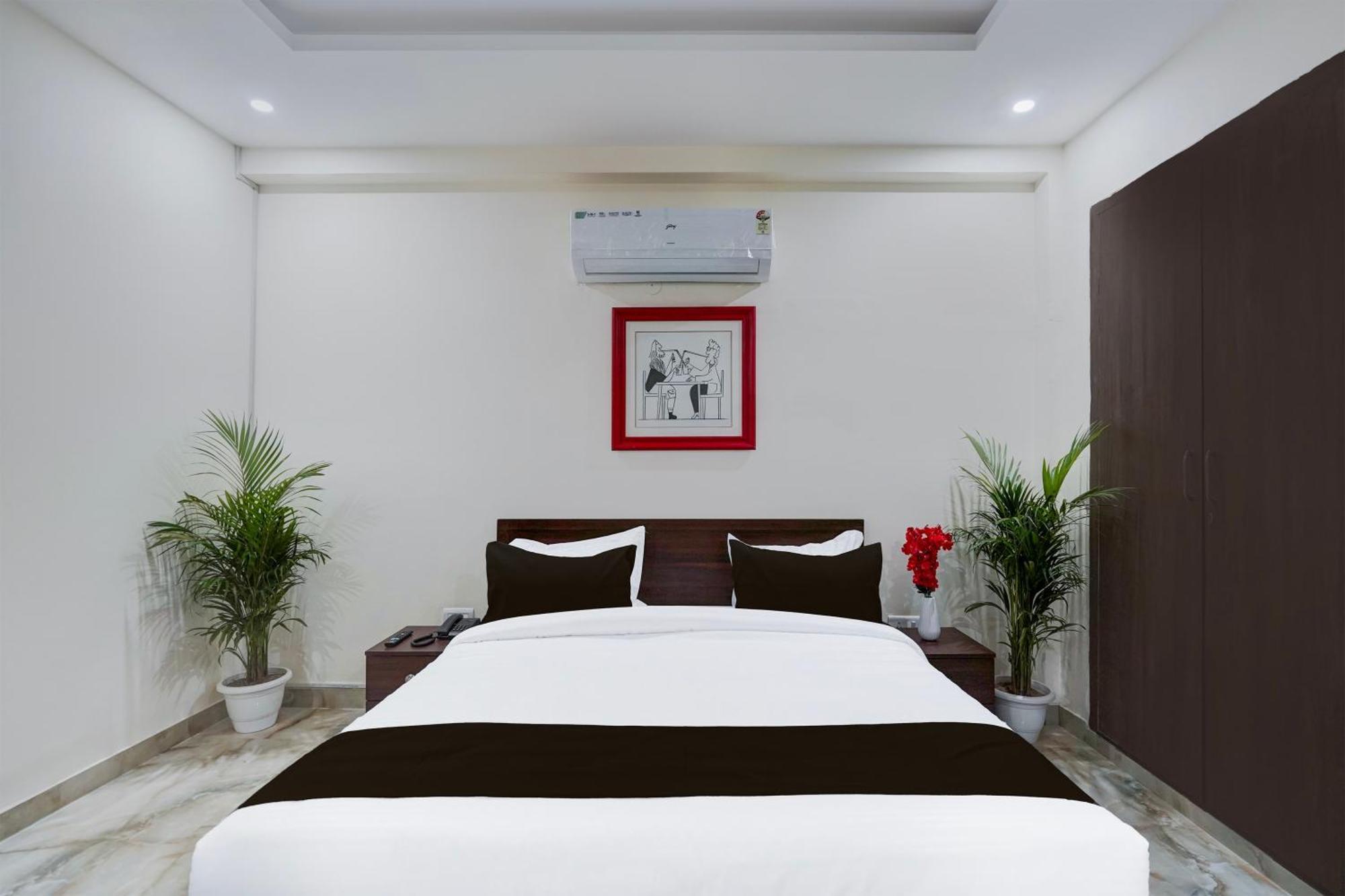 Townhouse Delight Inn Gurgaon Exterior photo