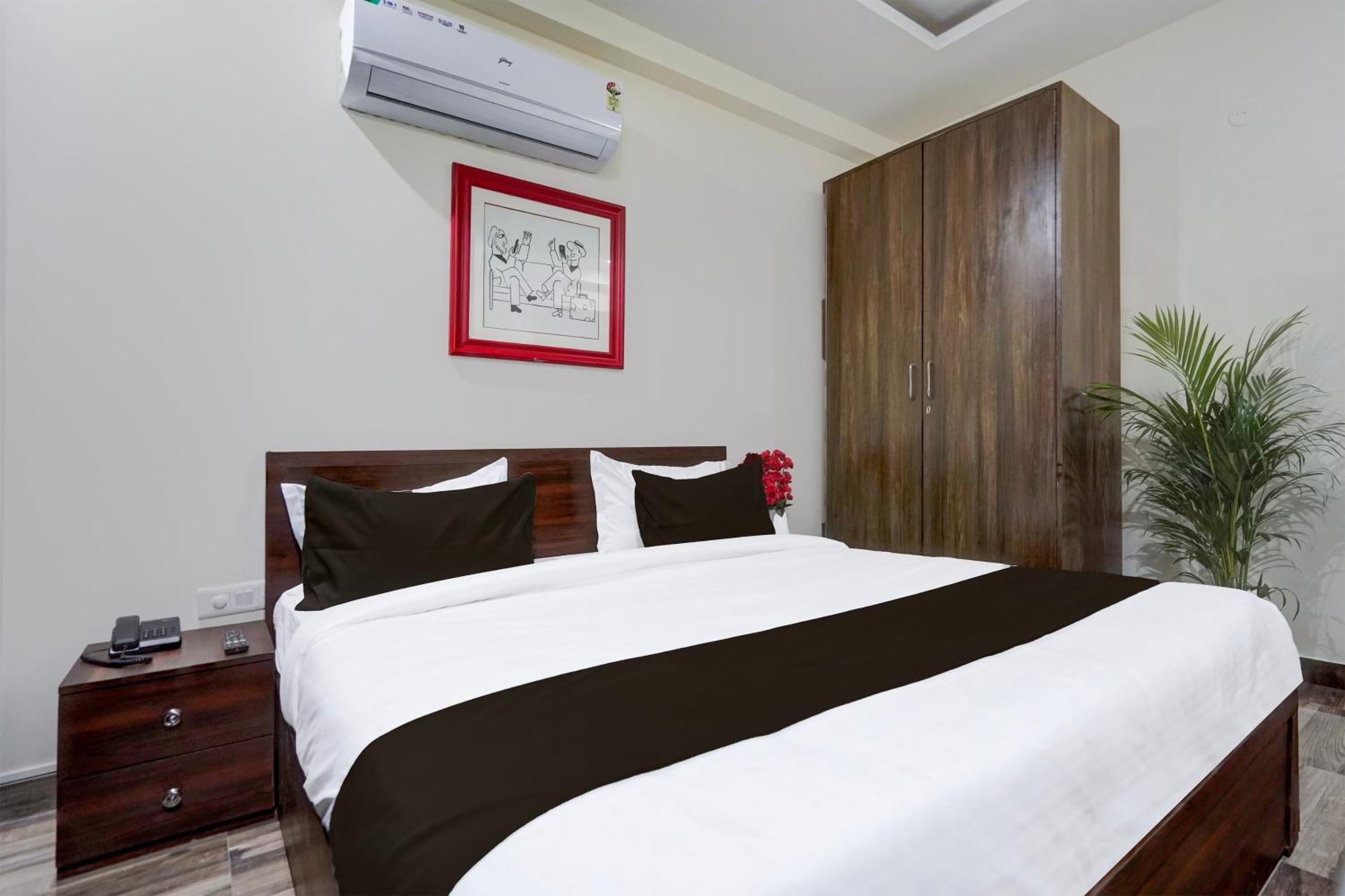 Townhouse Delight Inn Gurgaon Exterior photo