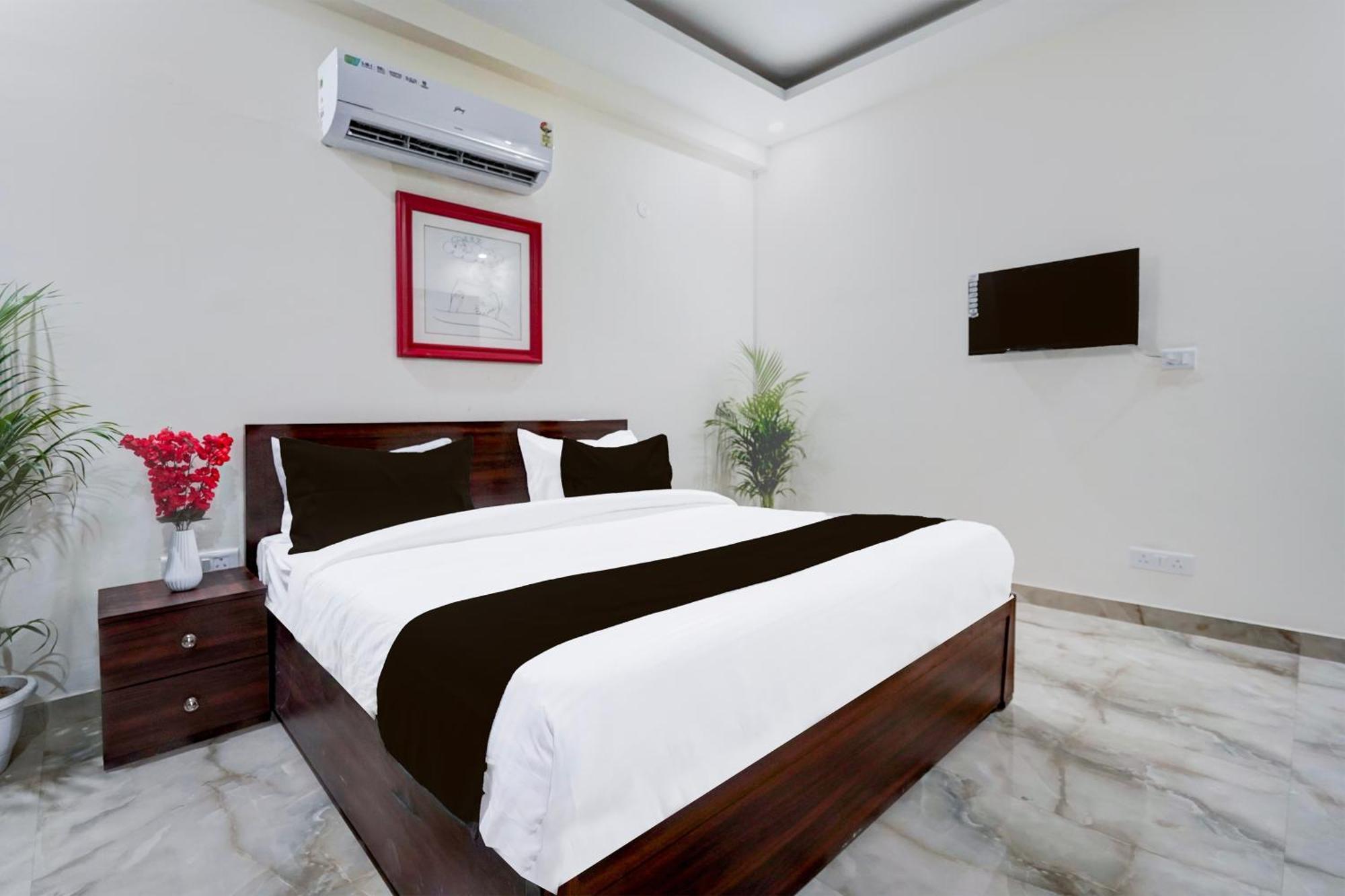 Townhouse Delight Inn Gurgaon Exterior photo